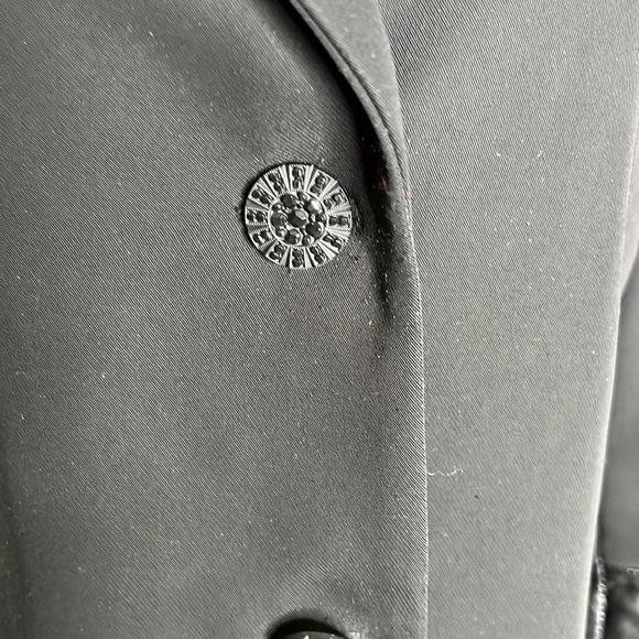 Ross Mayer Elegant Black Long Blazer with Leather Cuffs - Picture 3 of 8